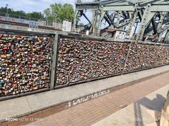 -科隆霍亨索伦桥爱情锁