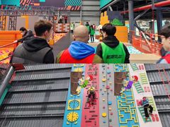-极限PLAY运动娱乐新世界·团建派对潮玩休闲馆·室内蹦极高空游乐园
