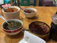 -李记特色罐罐米线(重庆中环大厦店)