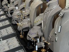 -广州周大福金融中心