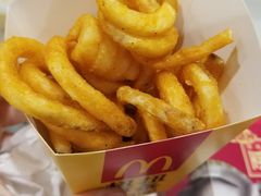-麦当劳(轻轨曹杨路店)