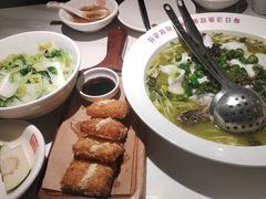 -新辣宴·湖南家常菜·商务聚餐(中粮创芯店)