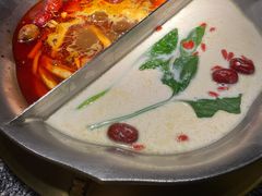 -湊湊火锅·茶憩(新中关购物中心店)