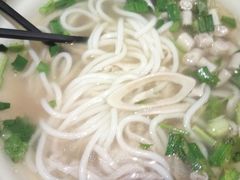 -遵义虾子张六羊肉粉(地王店)