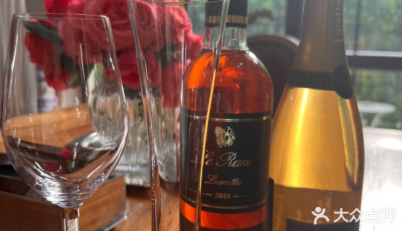 黑天鹅蛋糕🎂为纪念日留下美美的回味