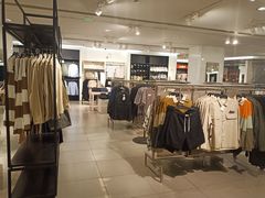 -日月光中心广场