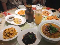 -梁家大院•农家菜(昆山会展中心店)