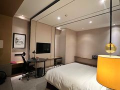 -天津梅江中心皇冠假日酒店