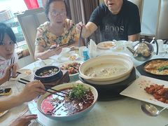 -百姓食府(秦虹路店)