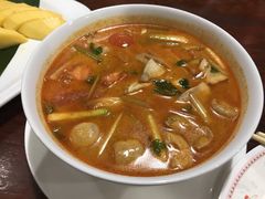 -Dang restaurant (patong phuket)