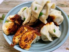-无名氏宵夜小摊(祝家三姐妹馄饨店)