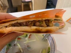 -驴公驴婆(曹杨店)