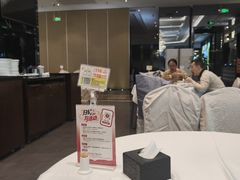 -万龙洲海鲜(大兴绿地缤纷城店)