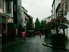 -钟书阁(松江泰晤士小镇店)