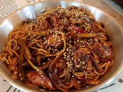 -满格嗦新疆椒麻鸡火锅.炒米粉(川大江安校区店)