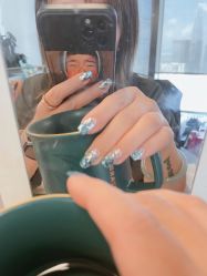 -花岐款式专研健康美甲沙龙