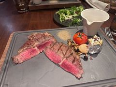 -恰餐厅及酒吧 CHAR Bar & Grill (北京丽都皇冠假日店)