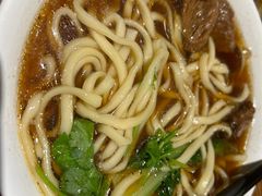 -清真吴记门钉肉饼·喜多利