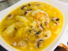 -绿茶餐厅(成都大悦城店)