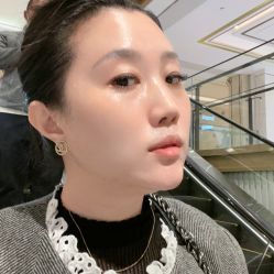 体验后-AURAS璈然科技护肤中心