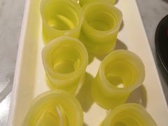 -尚尚仙·酸汤猪手·猪肚鸡火锅(华联万柳购物中心店)