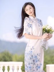 -租旗袍租礼服馆