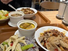 -红猪卤肉饭(大西洋美食城店)