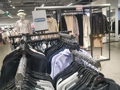 -唯品会(北京国瑞城店)