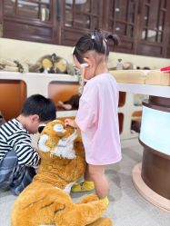 -奈尔宝·国风主题儿童乐园·亲子餐厅(豫园商城店)