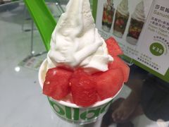 llaollao(又优)冻酸奶(建外SOHO店)-Salud撒露欧洲冻酸奶(北苑上品店)
