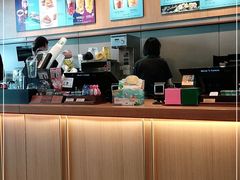 -星巴克(青岛火车北站候车大厅店)
