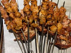 -街角等你.大连海鲜烧烤.经典铁板海鲜串(西安路店)