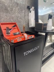 -TONI&GUY
