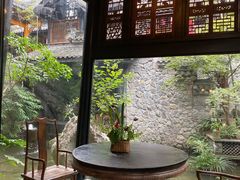 靠窗位-鱼桥巷·美学川菜