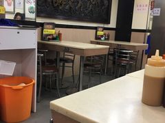 -洪利粥店茶餐厅