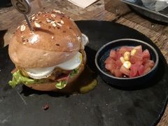 -HIGH FIVE哈福手工汉堡(桂林路店)