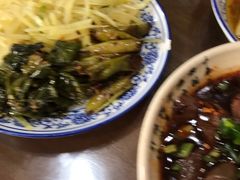 -杨三娘跷脚牛肉(羊子山西路店)