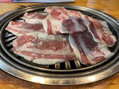 -唯成•韩国炭火烤肉 유성고기