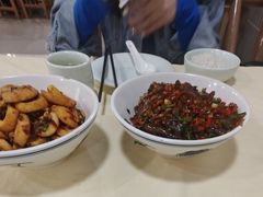-笨罗卜浏阳菜馆(龙华鹏润达店)