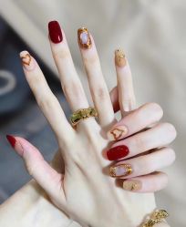 -桃色美甲沙龙