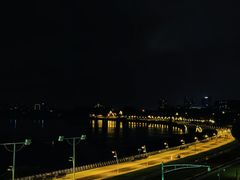 -南京眼步行桥