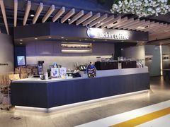 -瑞幸咖啡(大都会东方广场店)