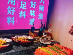 -老牌坊云南鱼豆花火锅(哈西万达店)
