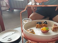 -亚龙湾喜来登·美景台大堂吧