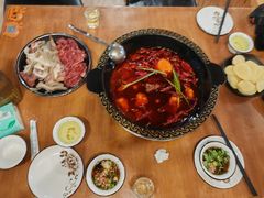 -小志家.野生菌鲜切牦牛肉牛杂火锅