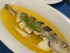 鸡油花雕蒸生态大黄鱼-麟1929(外滩店)