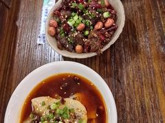 红油土豆片-杨老头鲜货烧烤(太古里店)