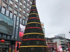 -鸿通城购物中心