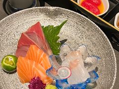 -铭牛烧肉·和牛海鲜自助(高新月牙湖店)