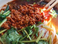 纯正云南小锅米线-遇见阿家村云南菜(魏公村店)